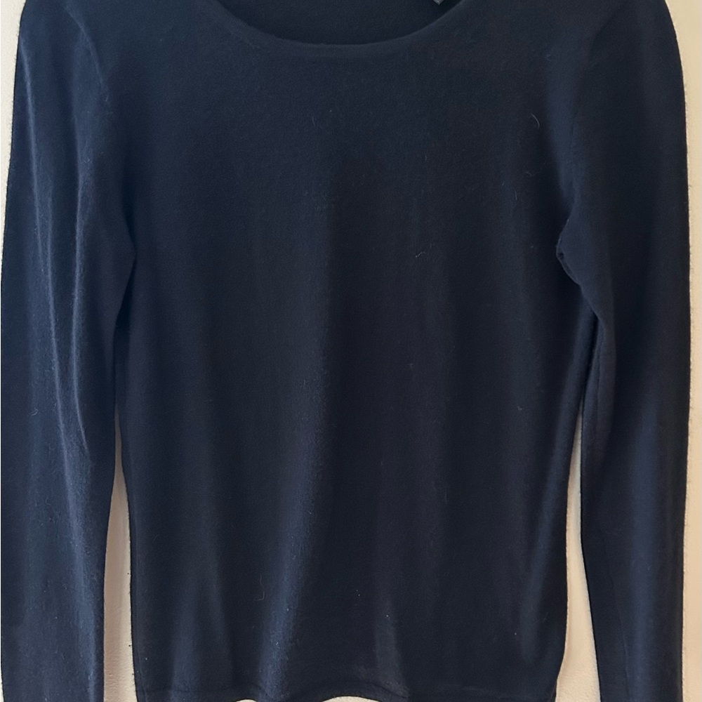 Dana Buchman Elegant Black Knit Top